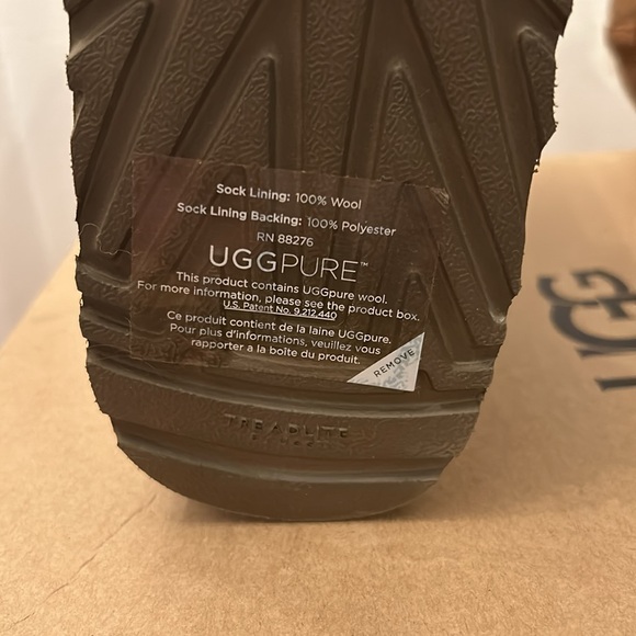 Ugg Bailey Bow Corduroy Boots size 10 women’s New in Box - Picture 5 of 14